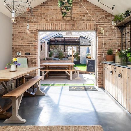 The Walled Garden At Cheshire Boutique Bathhouse Nantwich Exteriör bild