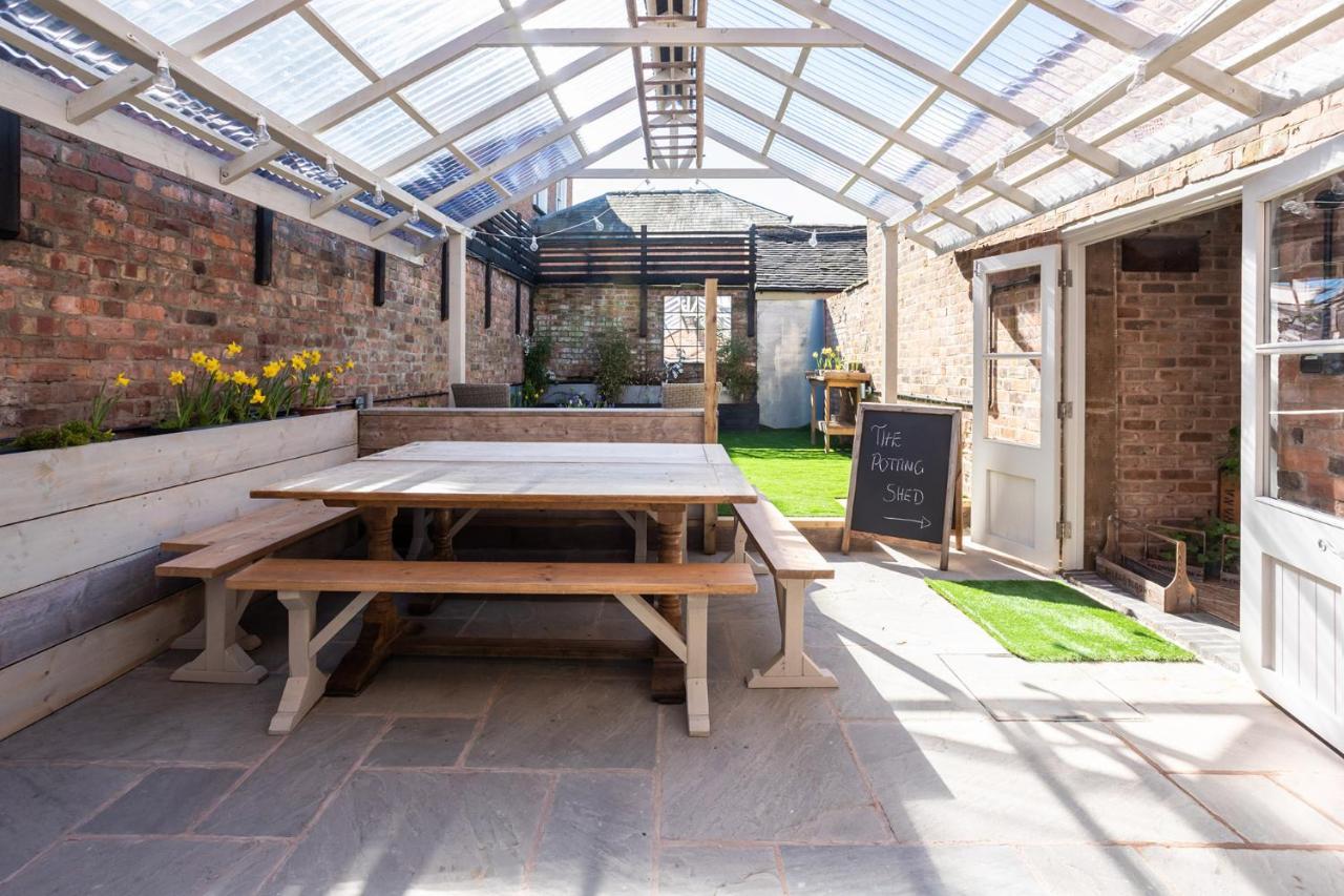 The Walled Garden At Cheshire Boutique Bathhouse Nantwich Exteriör bild