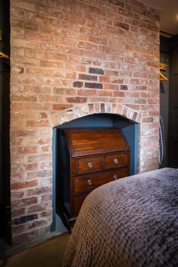 The Walled Garden At Cheshire Boutique Bathhouse Nantwich Exteriör bild